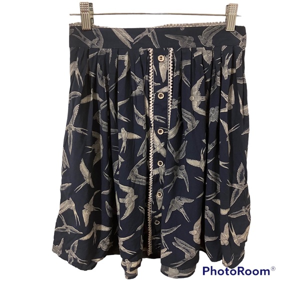 ModCloth Hell Bunny Lilou Swallow Printed Skirt- XS - Picture 1 of 12